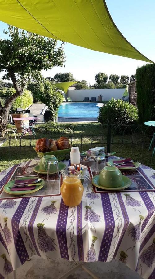 Hotel Font De Lauro Saumane-de-Vaucluse Eksteriør bilde